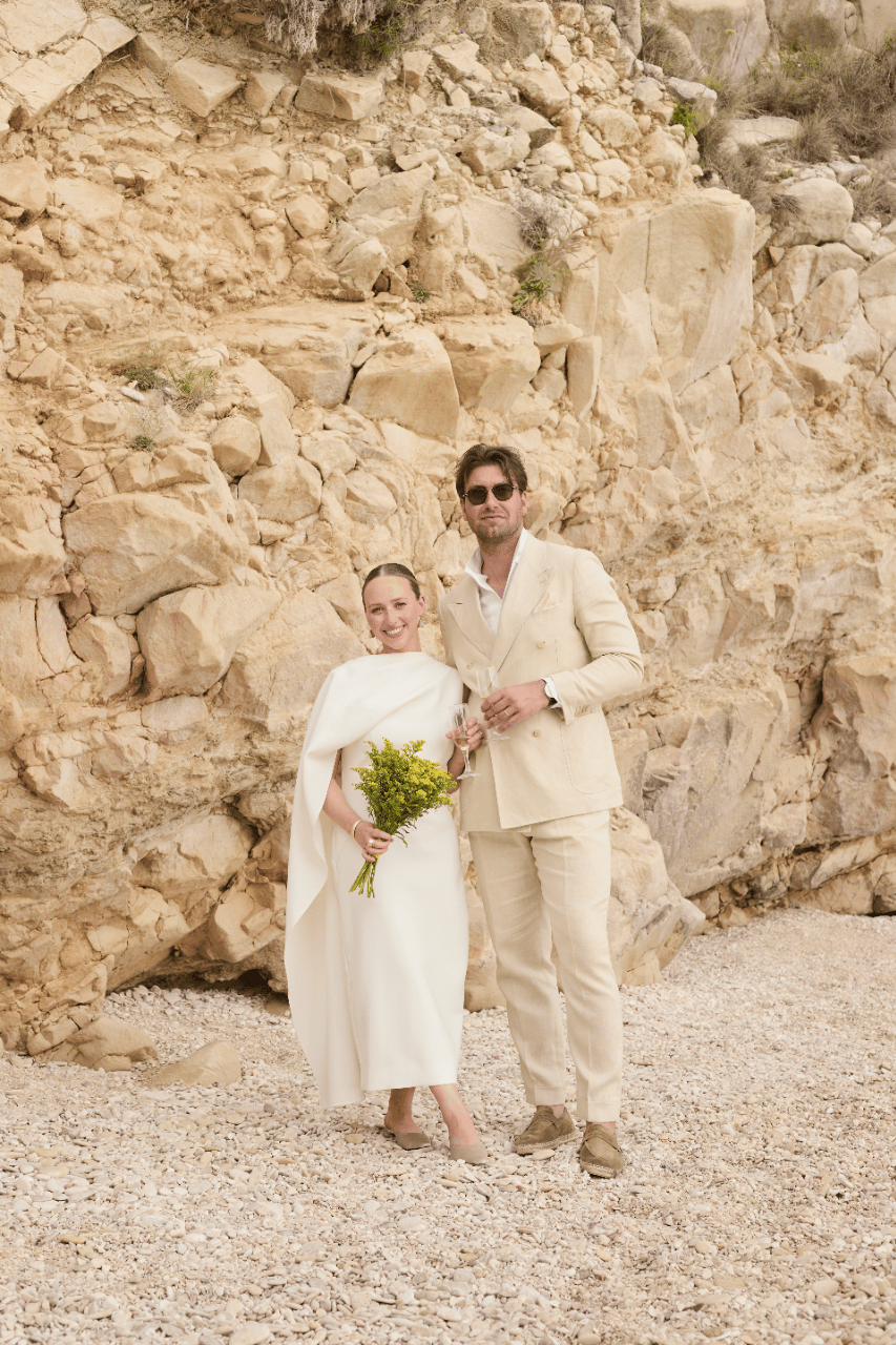 A Non-Traditional Summer Wedding at Cameo Island photo 2