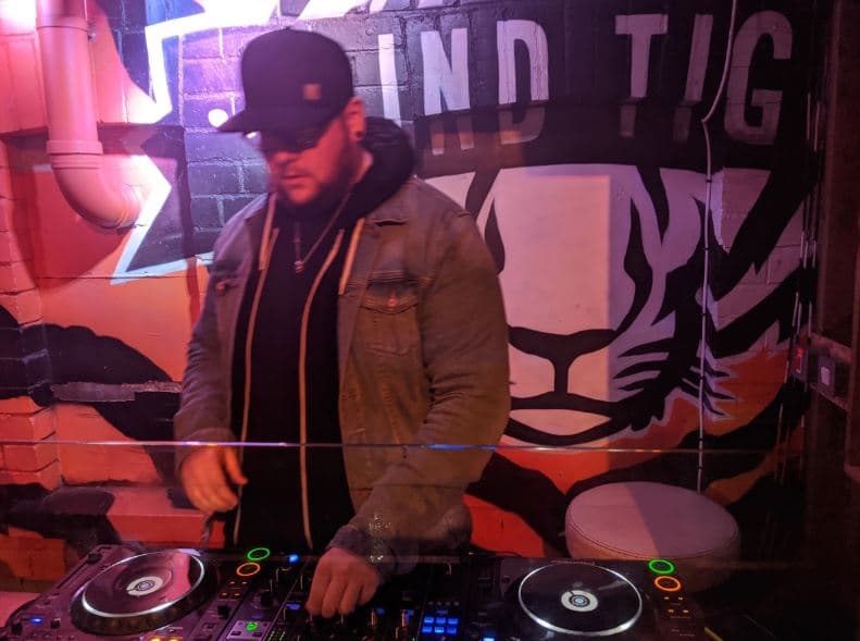 DJ Aaron Music portfolio 5