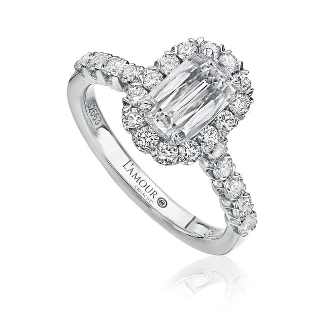 L’Amour Crisscut® Diamond Engagement Ring