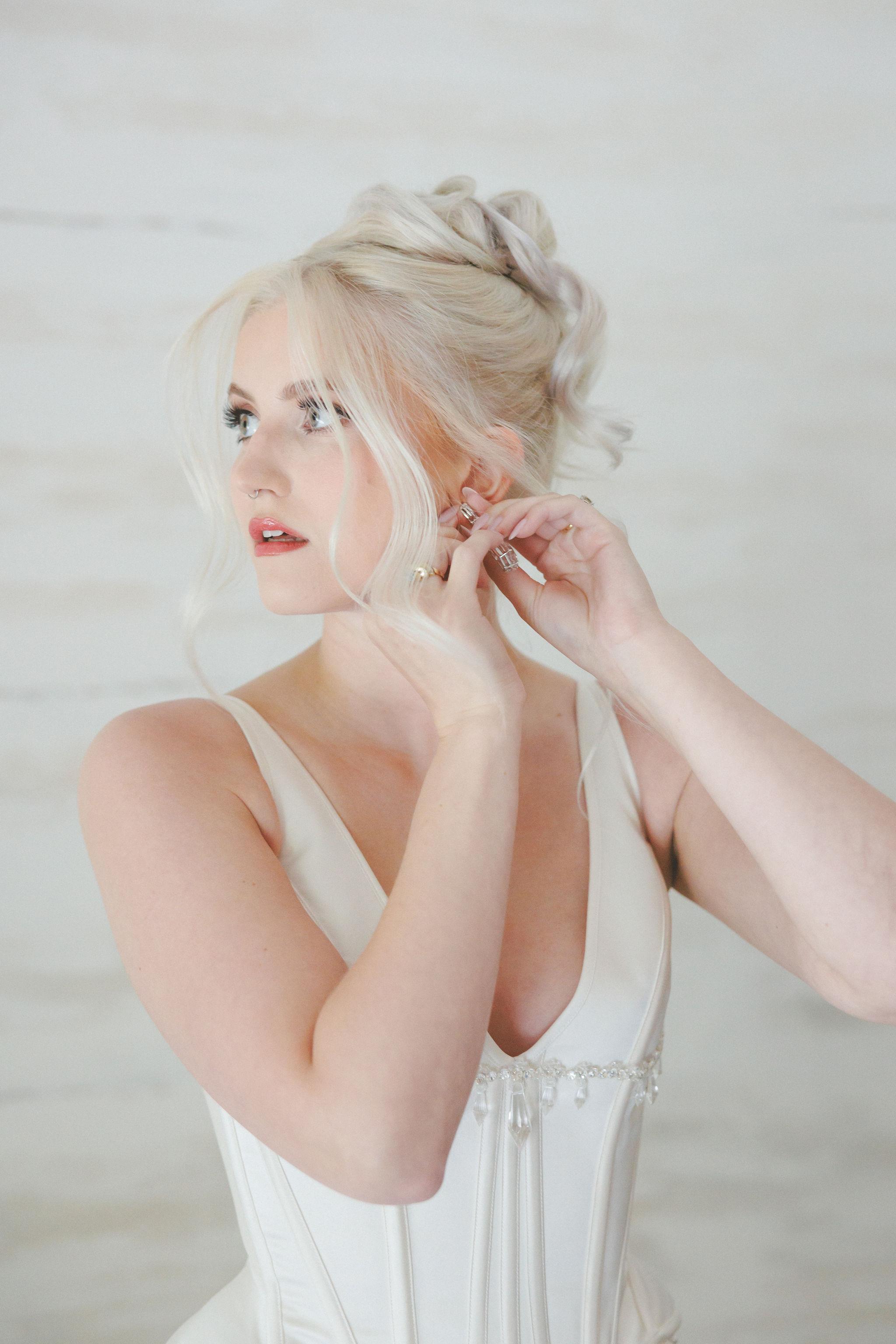 A Whimsical Summer Wedding at the Monte Bello Estate photo 5