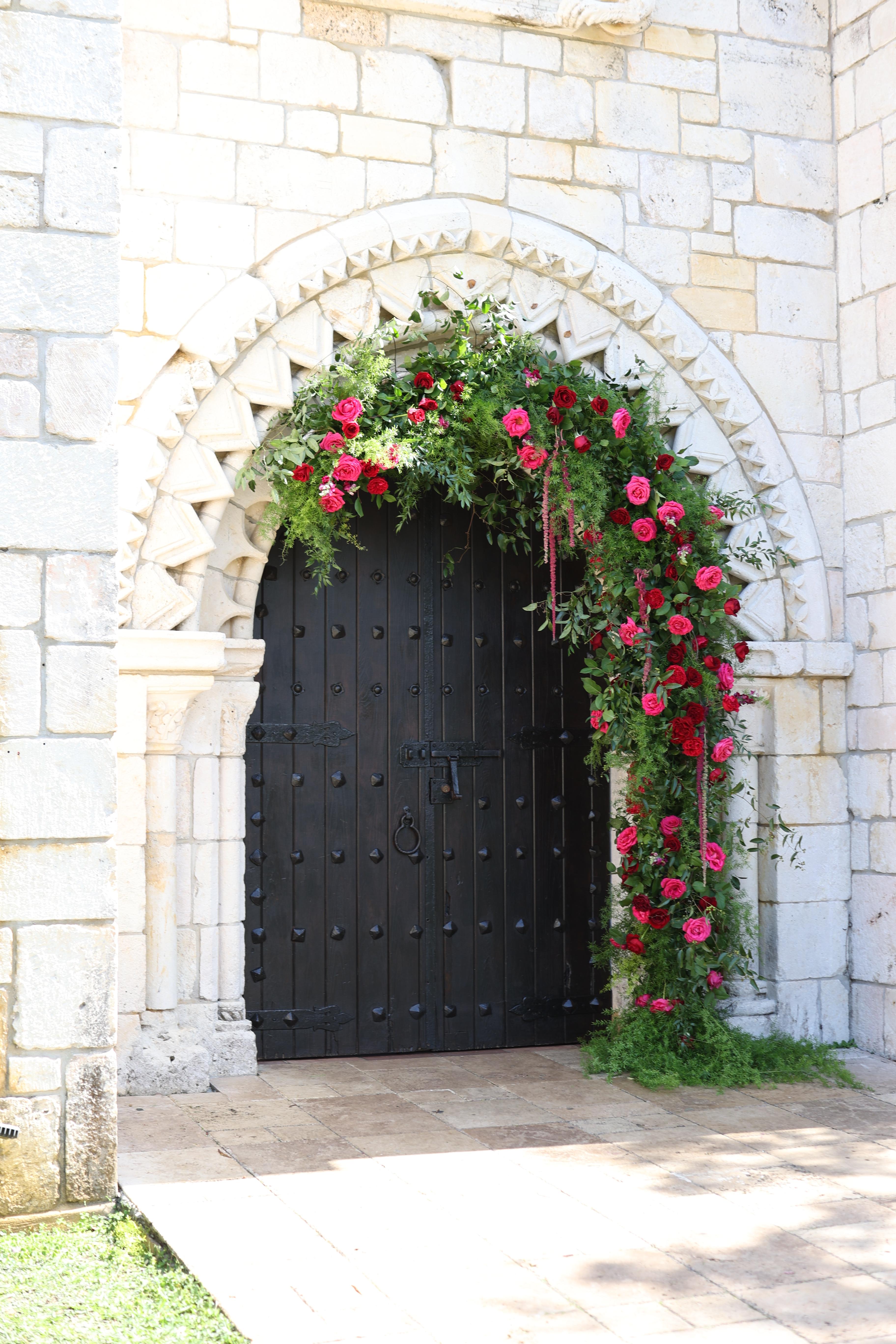 A Romantic Spring Wedding at the Ancient Spanish Monastery 28