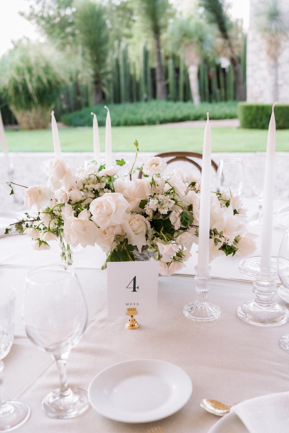 A Glamorous Spring Wedding at the Rancho Sabinas 9