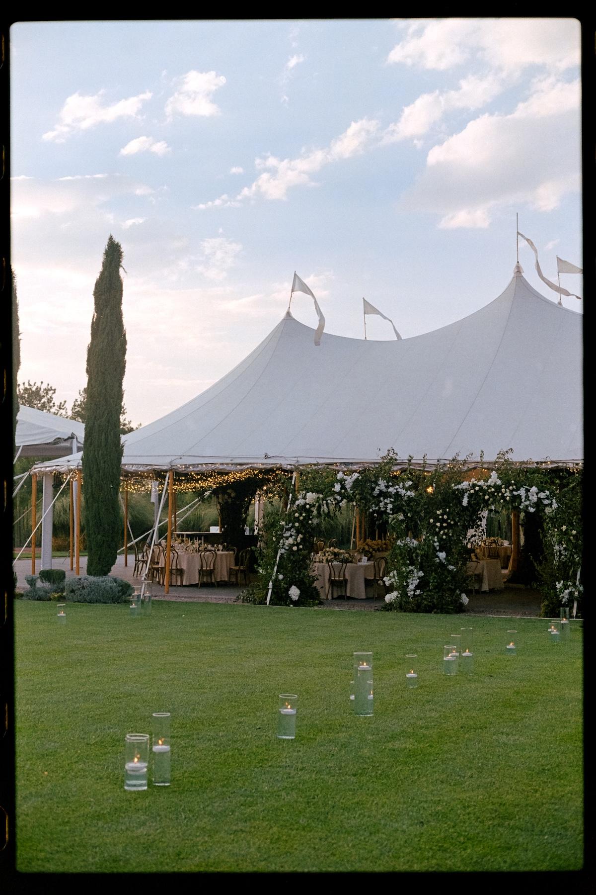 A Glamorous Spring Wedding at the Rancho Sabinas 27