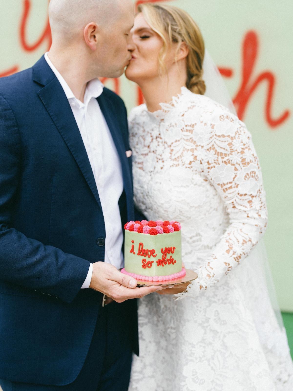 A Classic Winter Elopement at the Courthouse 17
