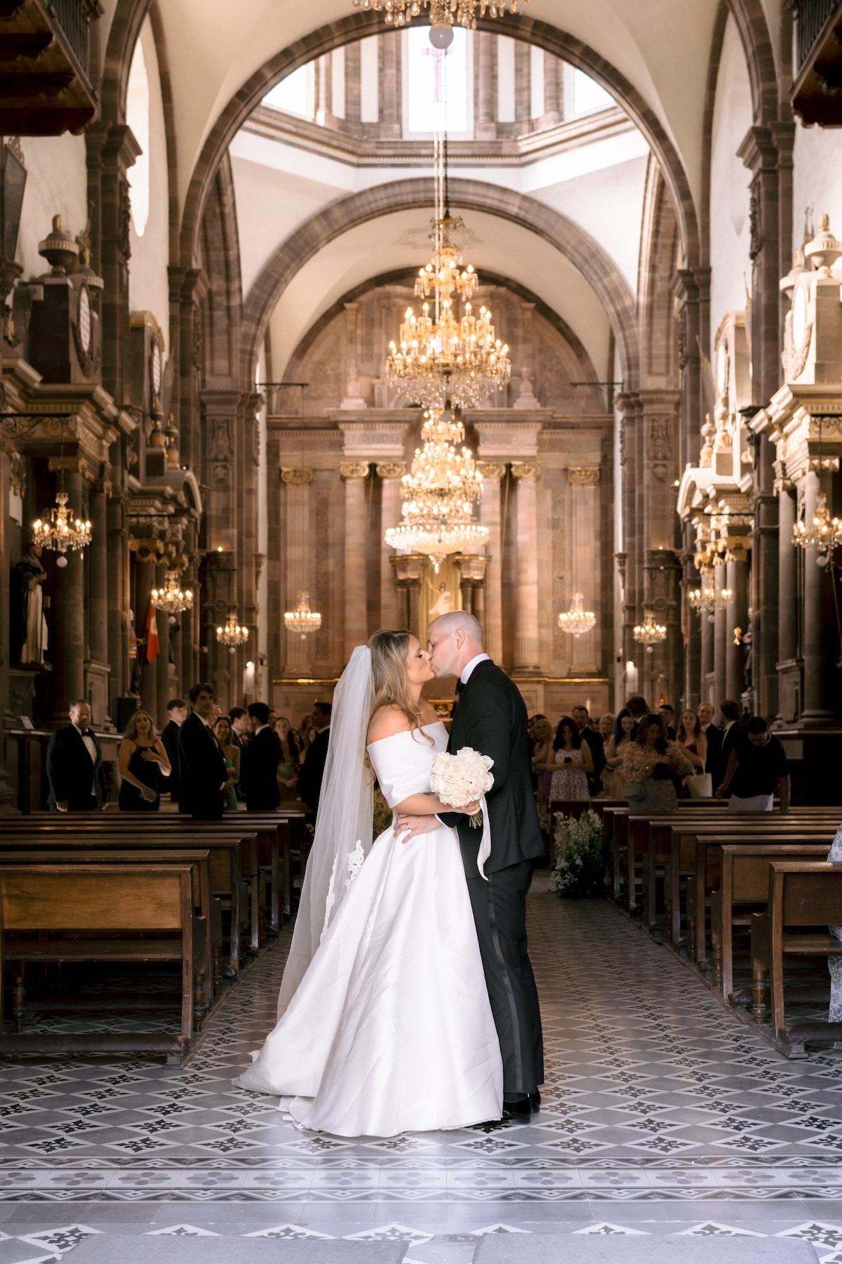A Glamorous Spring Wedding at the Rancho Sabinas 36