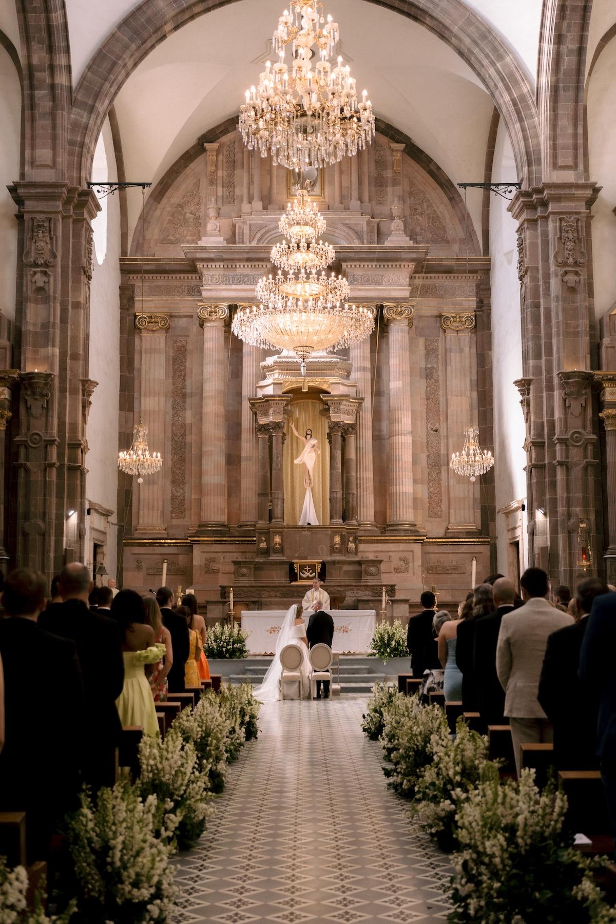 A Glamorous Spring Wedding at the Rancho Sabinas 38