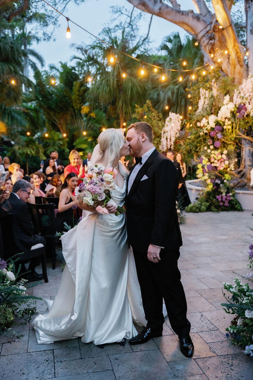 A Glamorous Spring Wedding at the Fisher Island Club photo 5