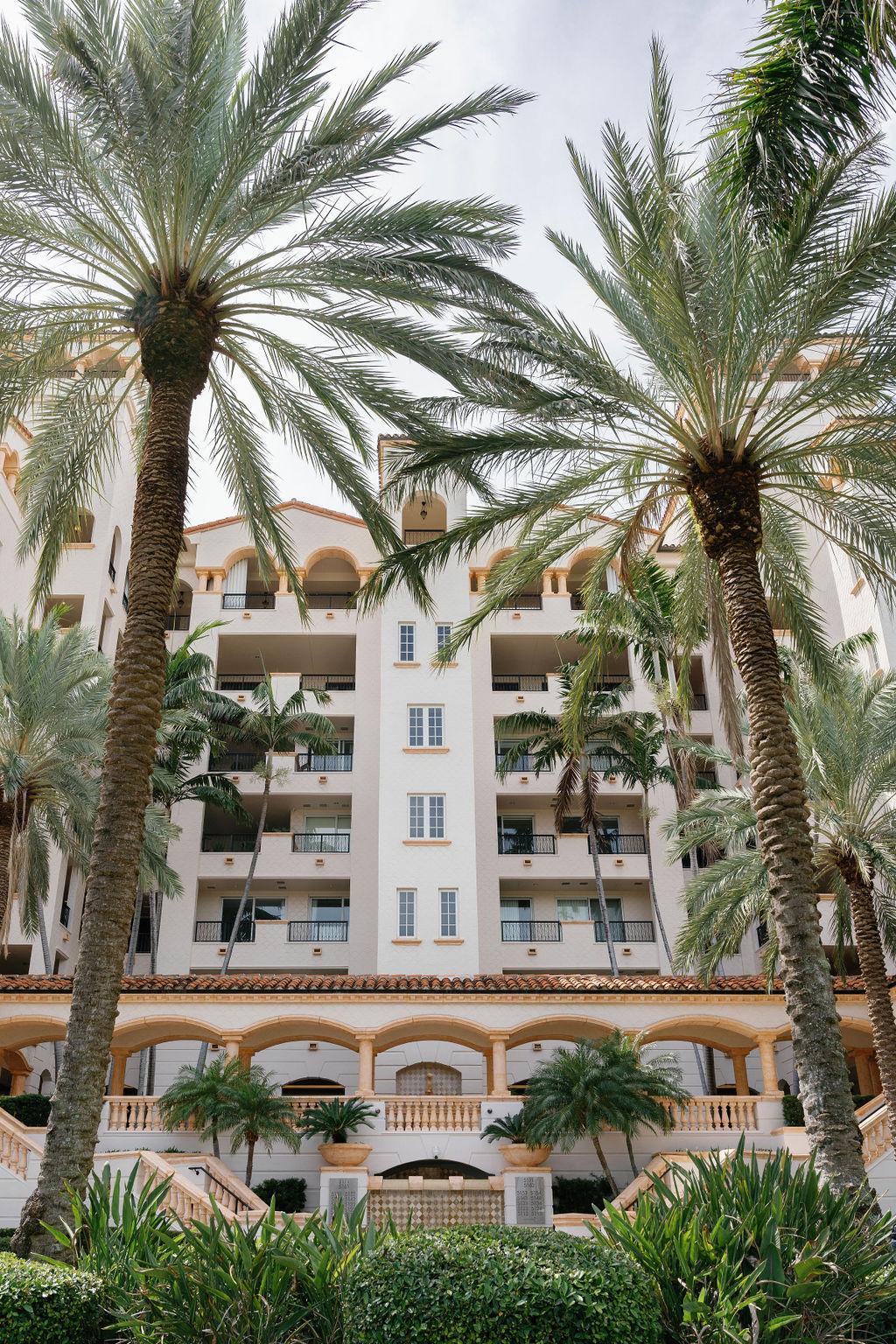 A Glamorous Spring Wedding at the Fisher Island Club 43