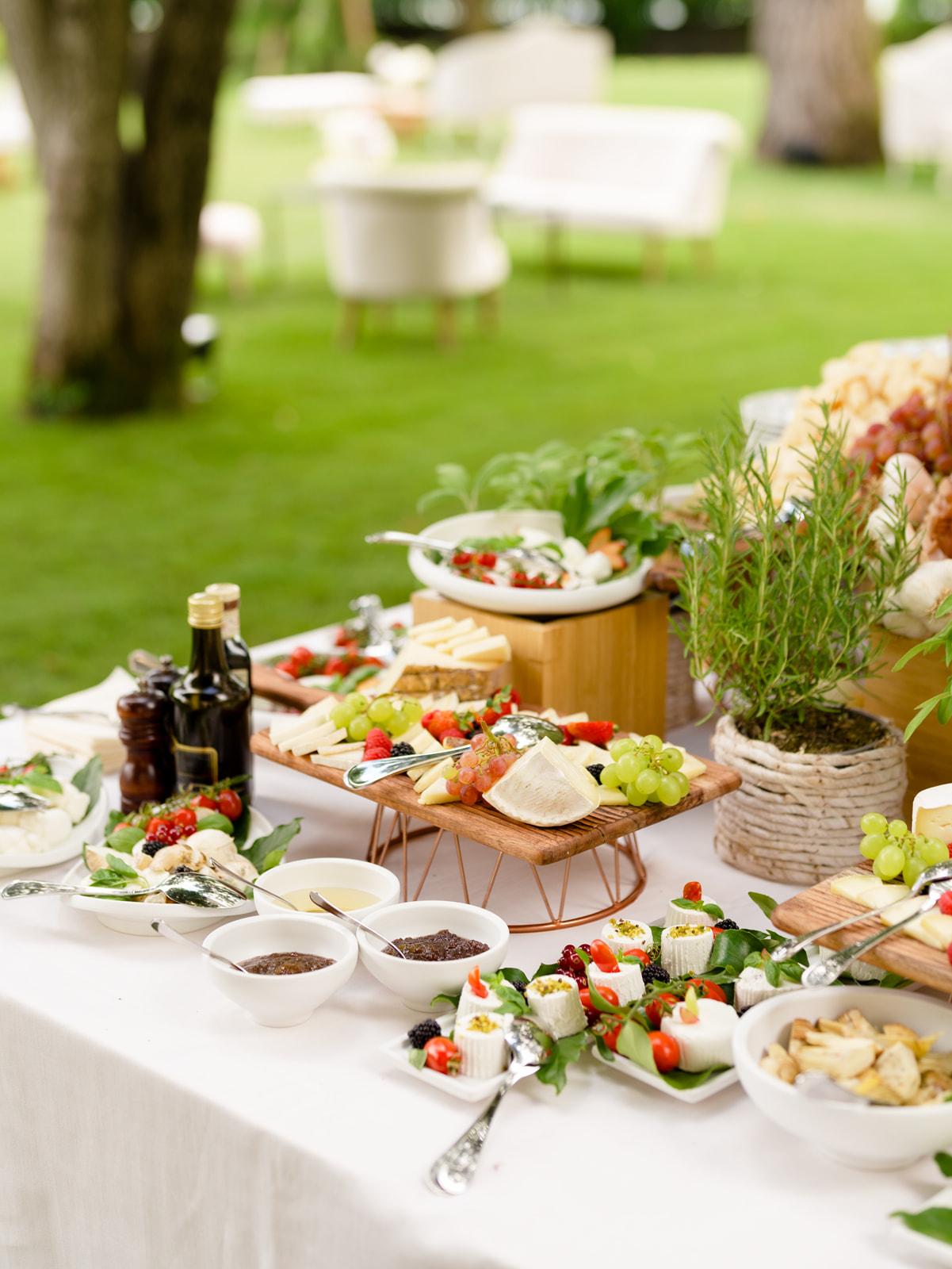A Classic Summer Wedding at the Villa Balbiano photo 2