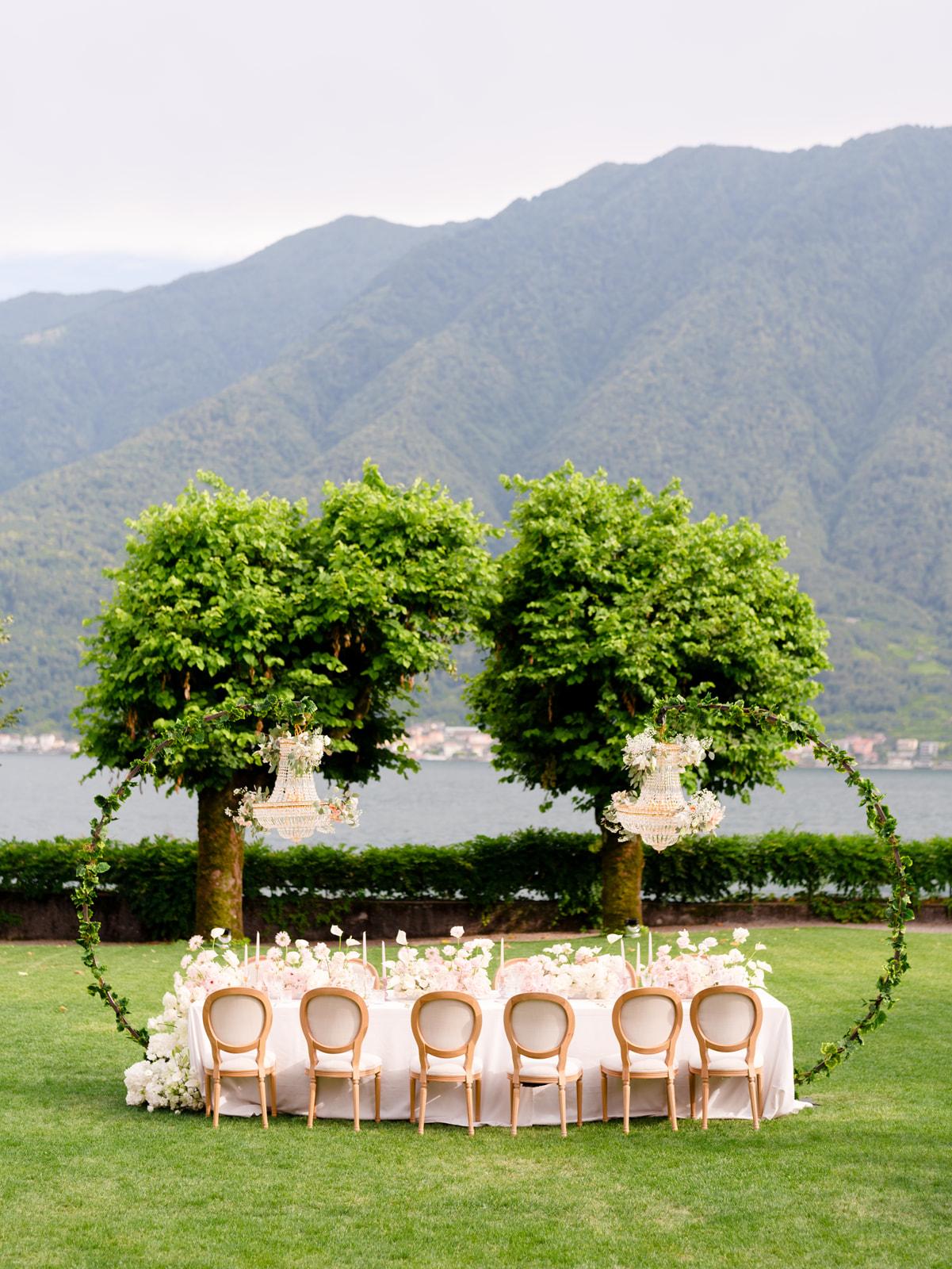 A Classic Summer Wedding at the Villa Balbiano 44