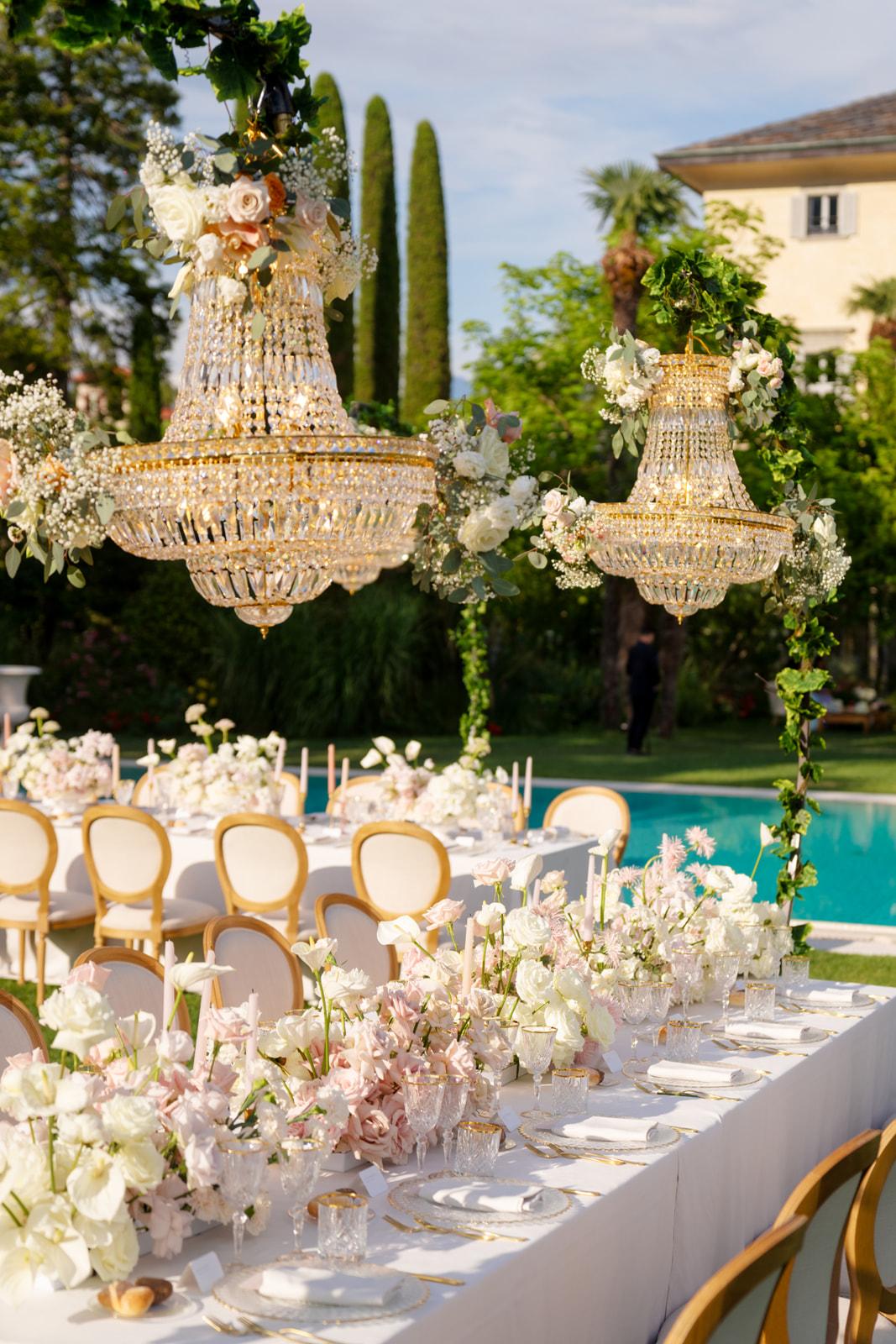 A Classic Summer Wedding at the Villa Balbiano 47