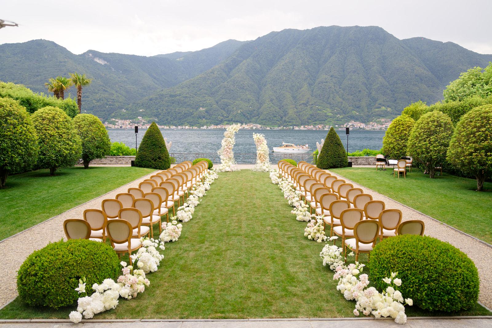 A Classic Summer Wedding at the Villa Balbiano 50