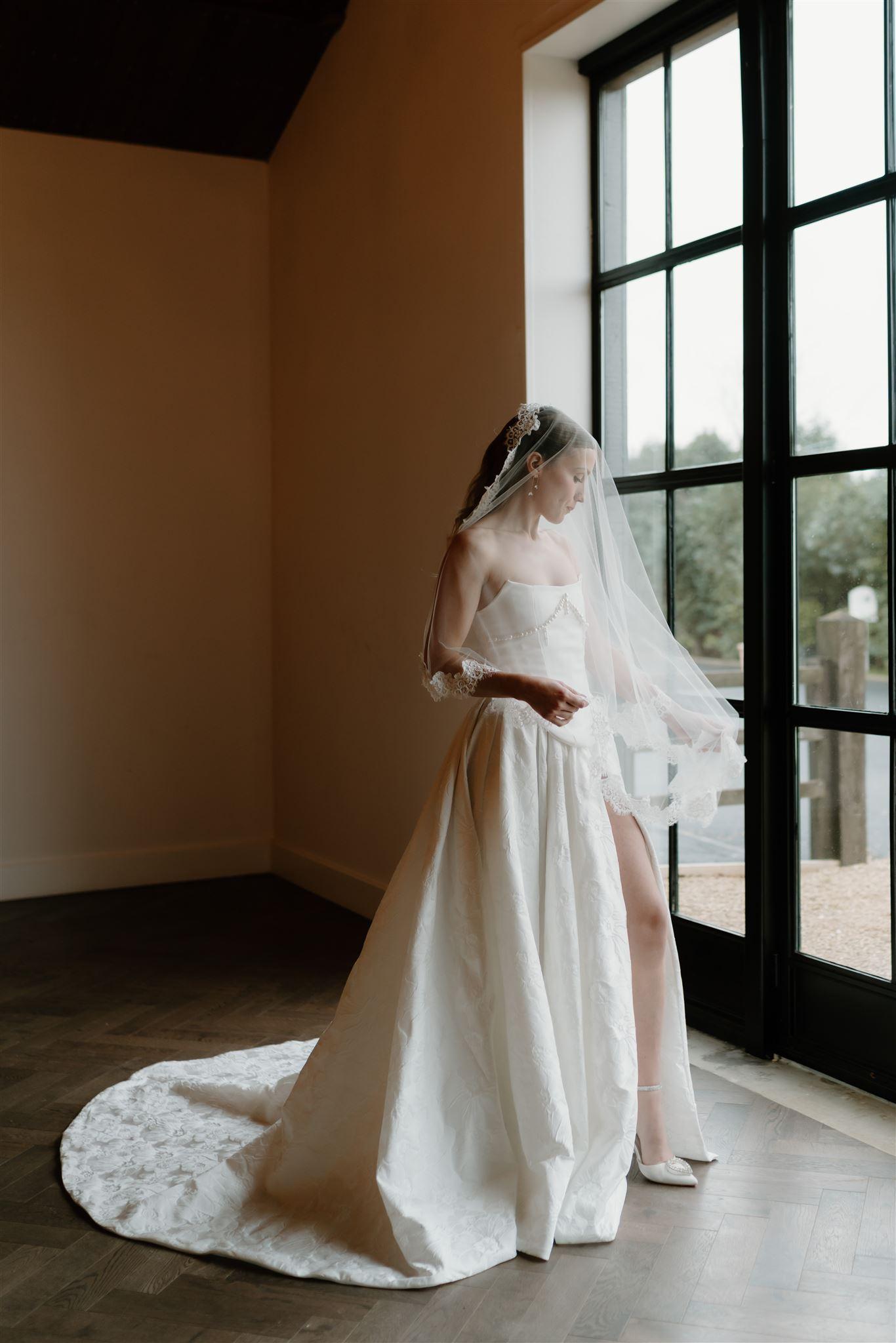 A Romantic Winter Wedding Shoot at The Barnsdale photo 2