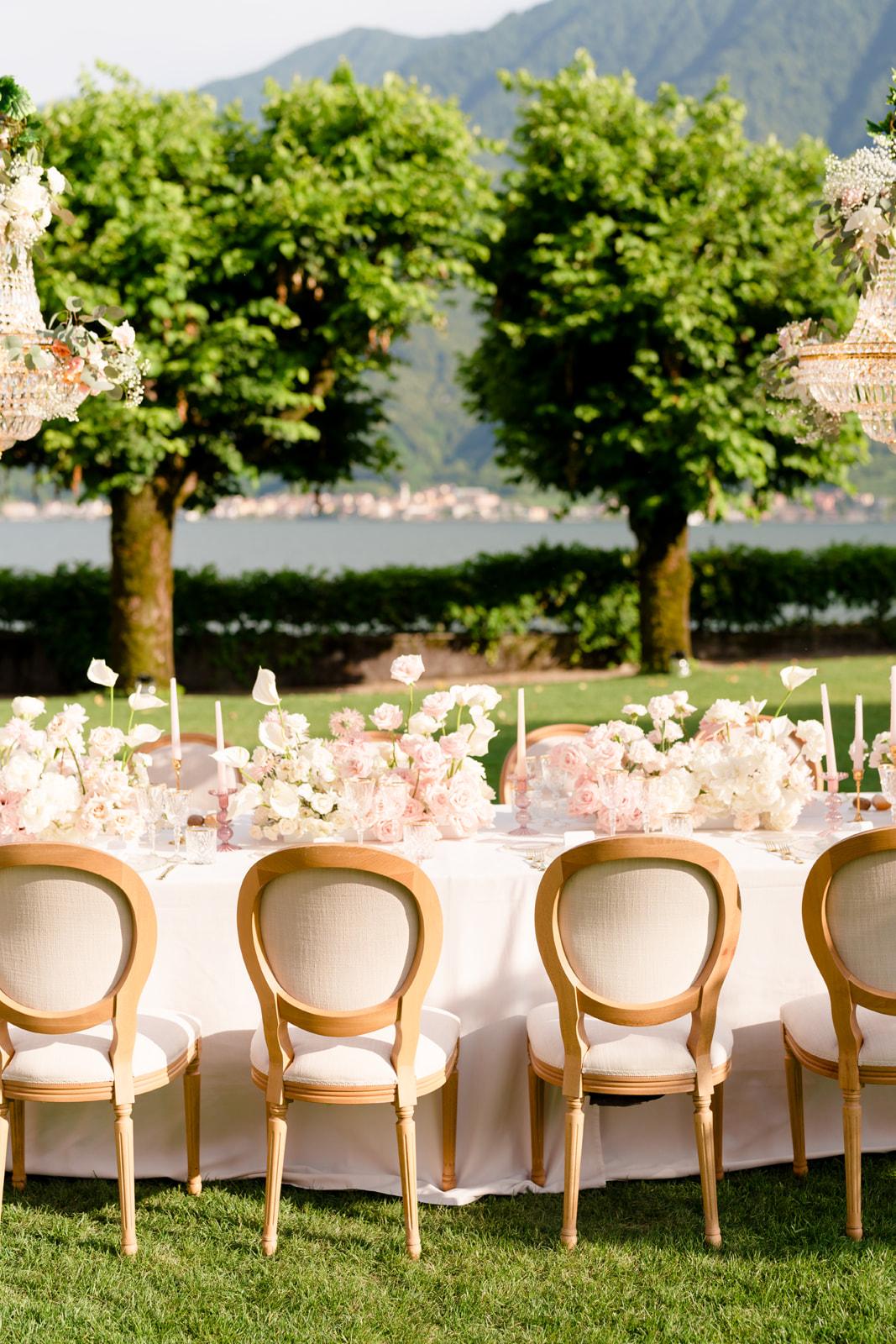 A Classic Summer Wedding at the Villa Balbiano 49