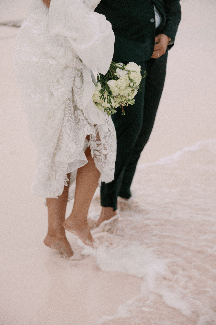 A Classic Fall Wedding at Pink Sands Resort