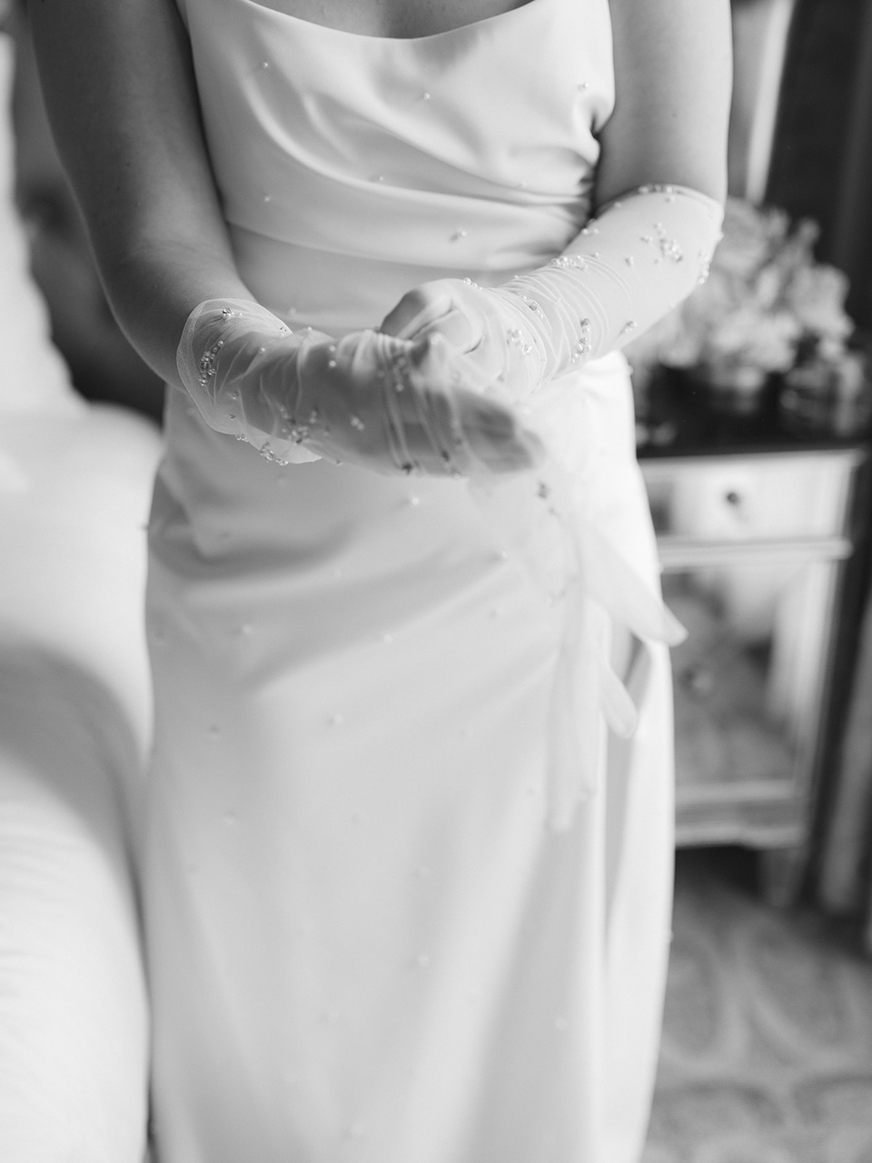 Lovely Bride, Sarah Seven
