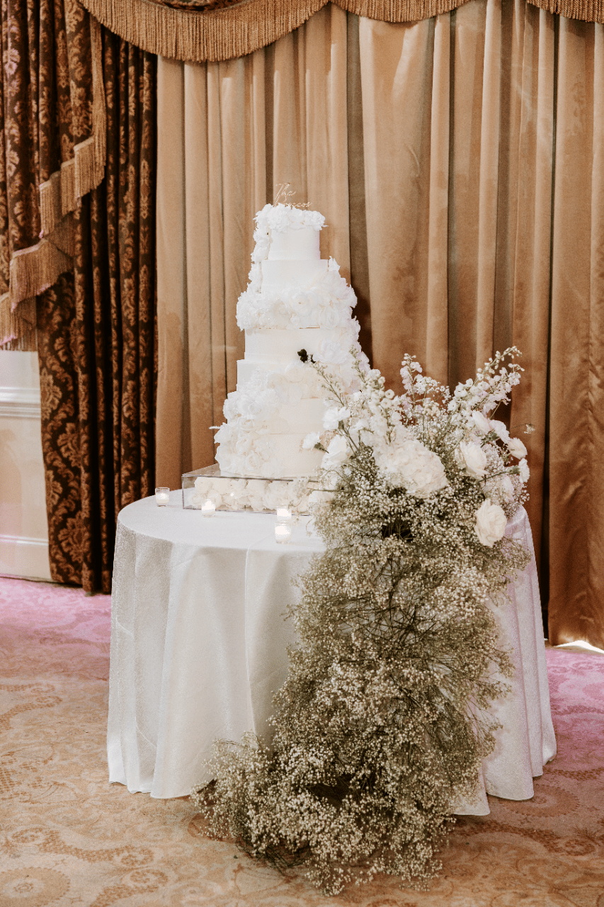 A Glamorous Summer Wedding at The Grand Marquise Ballroom photo 3