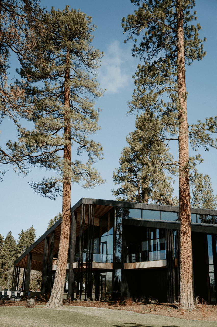 A Classic Spring Wedding at Black Butte Ranch photo 3