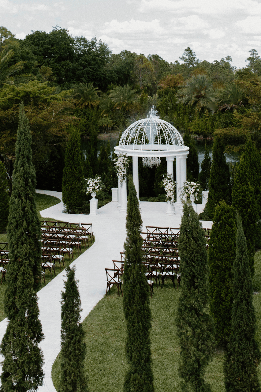 A Romantic Spring Wedding at La Casa Toscana