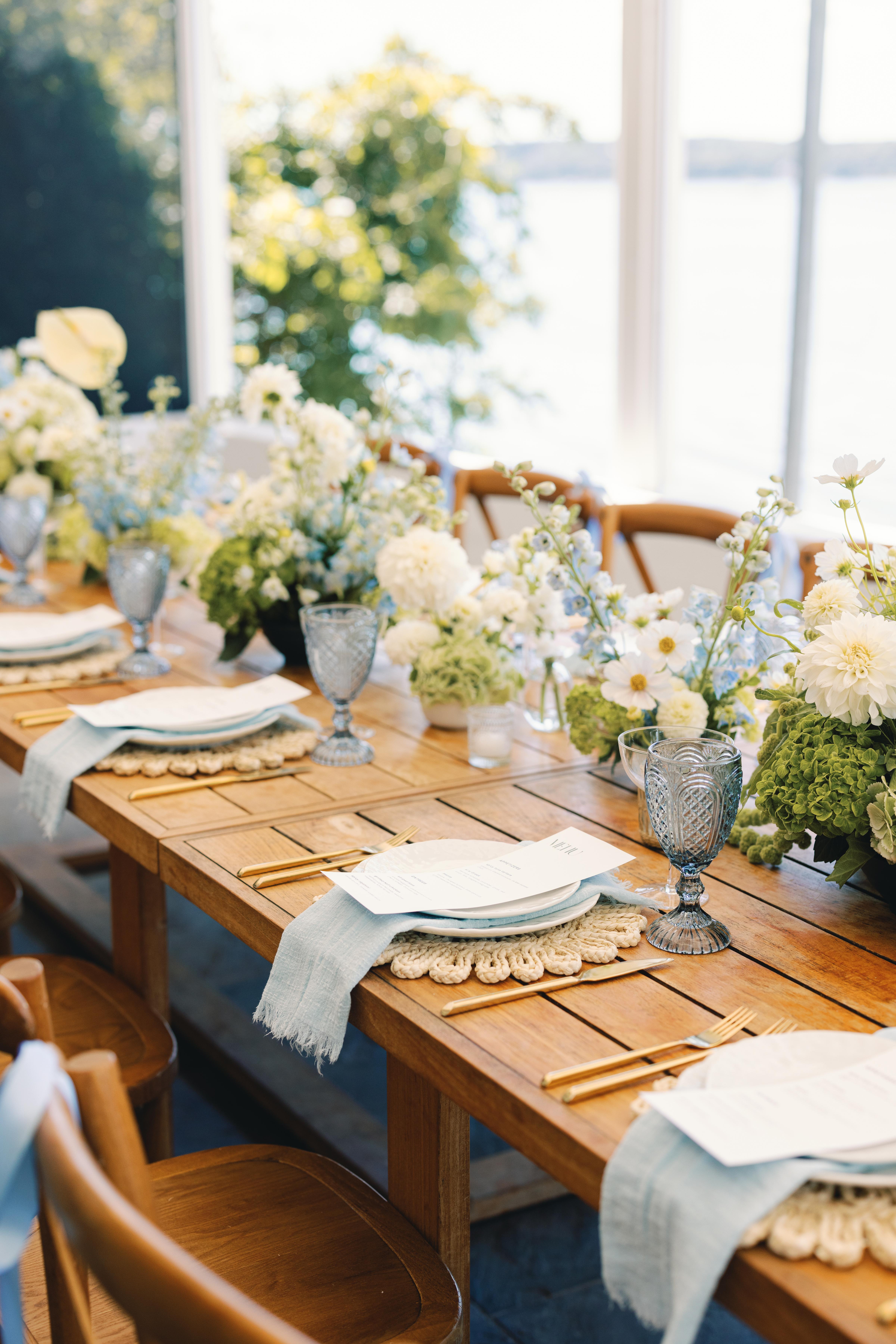 How to Plan a Wedding Step By-Step (Planning a Wedding Yourself)