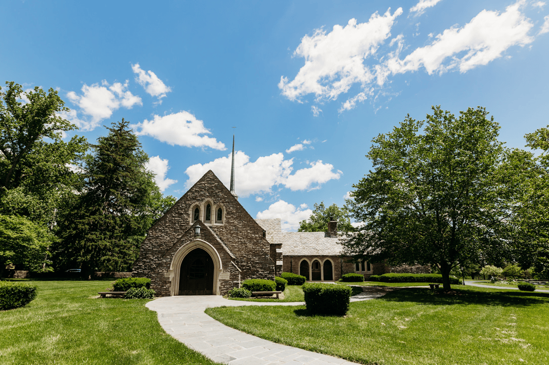 A Romantic Spring Wedding at Duncan Memorial Chapel photo 2