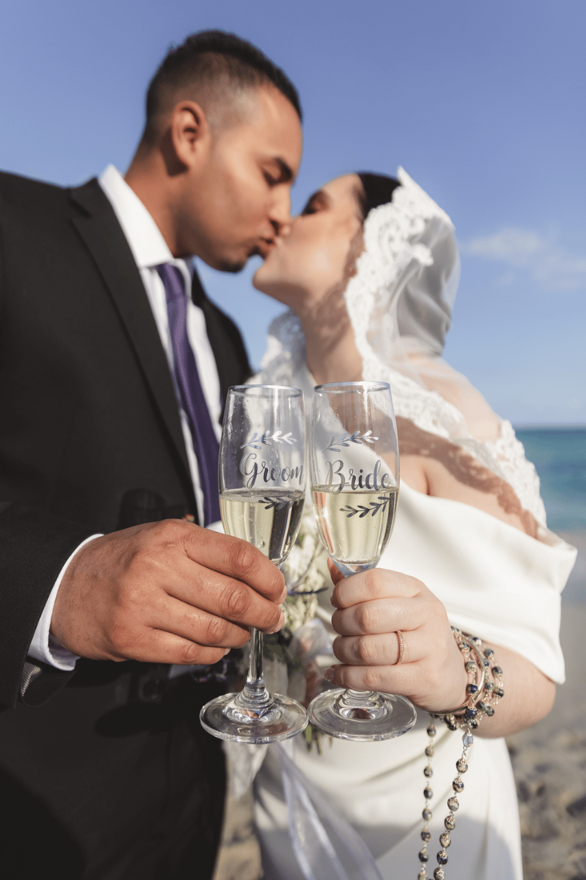 A Romantic Winter Elopement in Miami Beach