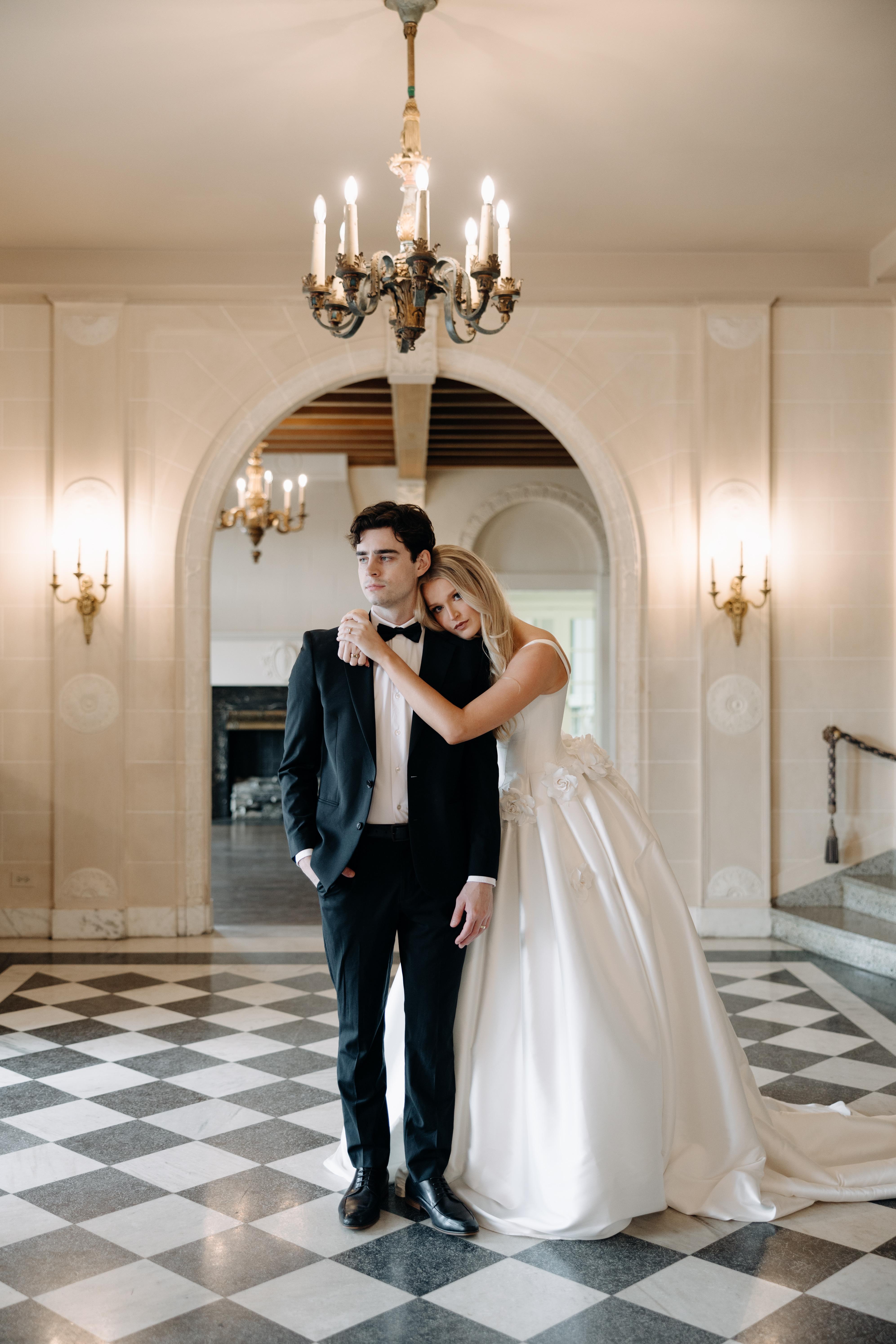 Bold Baroque Elegance Styled Shoot 24