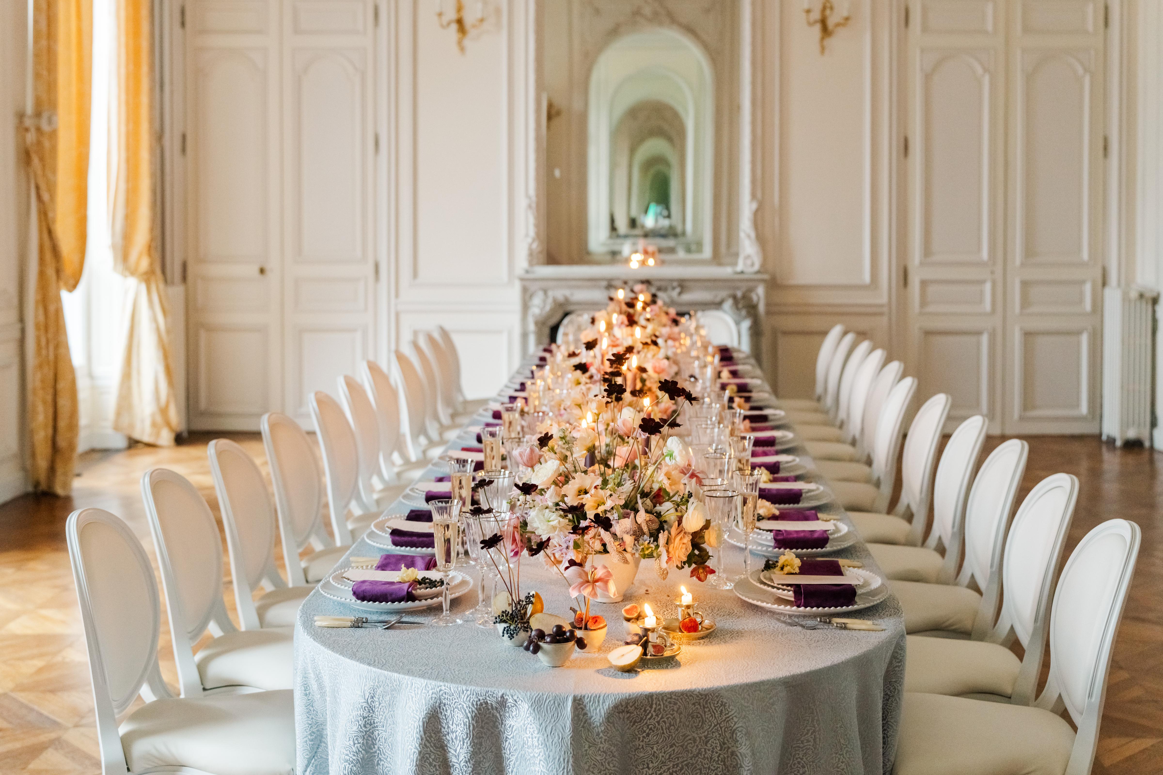 A Romantic Winter Wedding at Château de Santeny 49