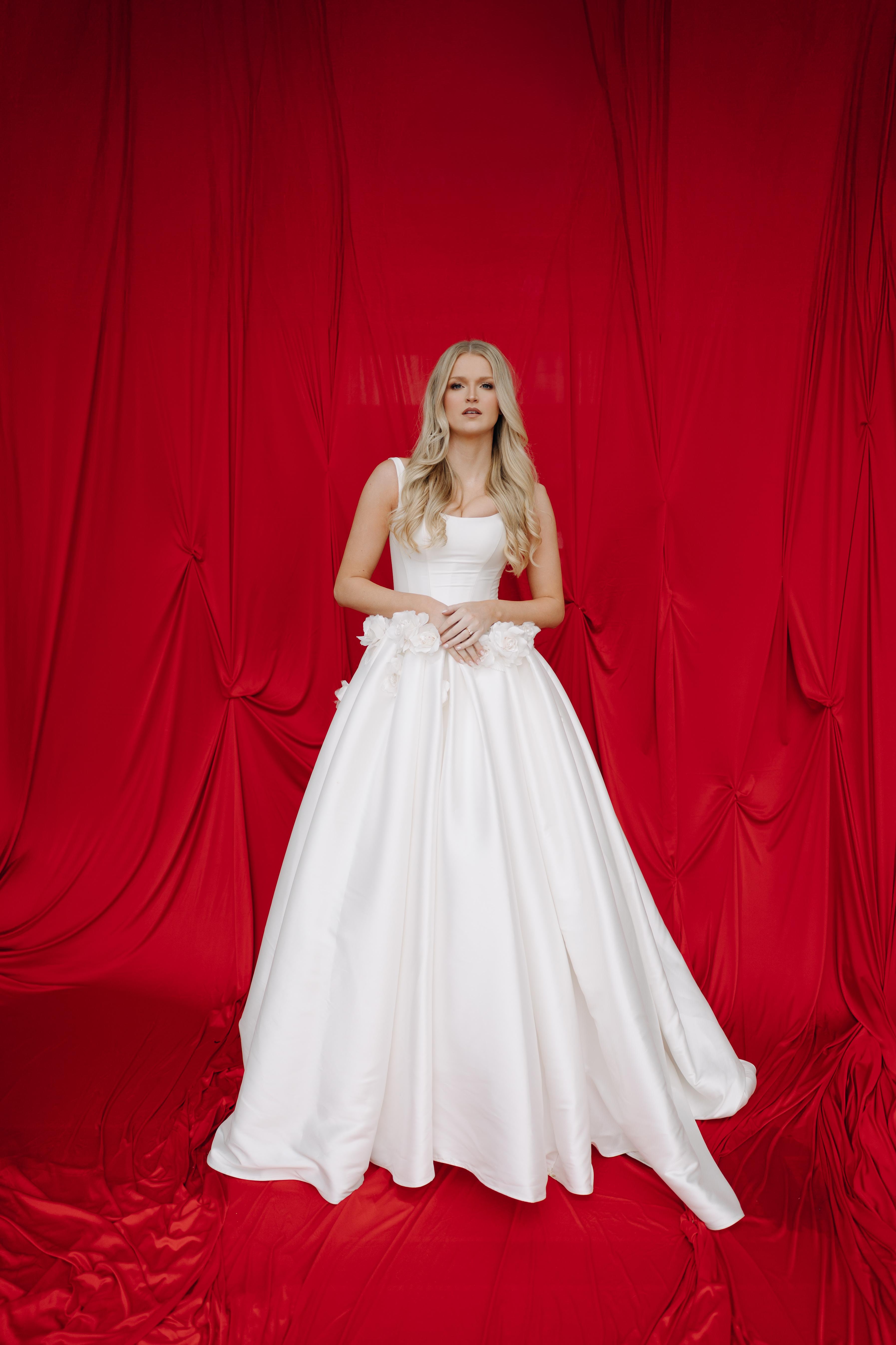 A Modern Winter Wedding Shoot at The Mansion at Woodward Park