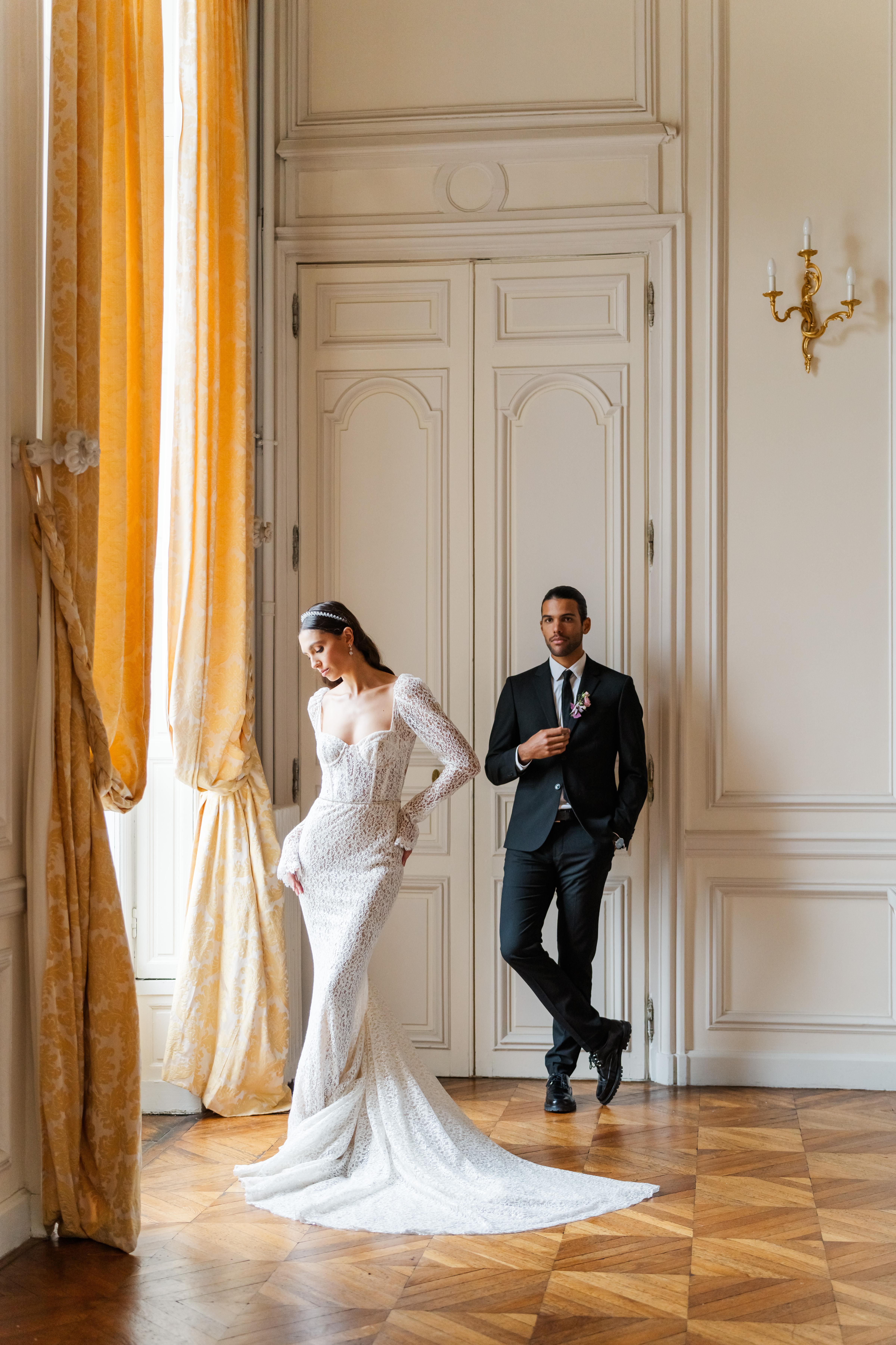 A Romantic Winter Wedding at Château de Santeny 40