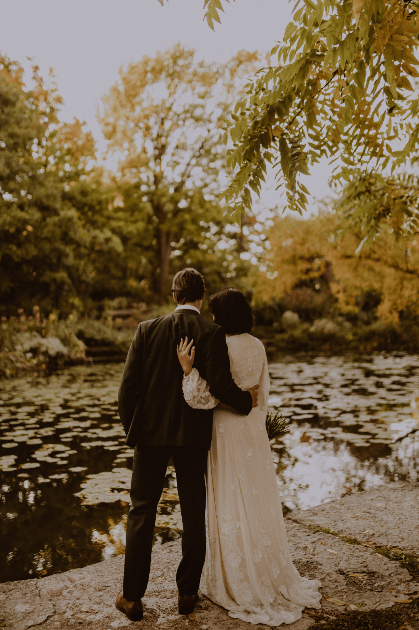 A Non-Traditional Fall Elopement at Alfred Caldwell Lily Pool