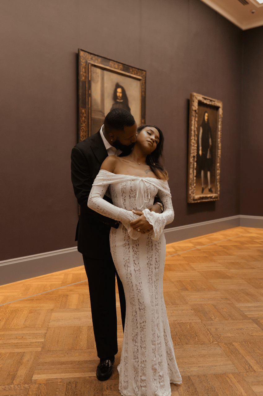 A Romantic Spring Engagement Session at The Metropolitan Museum of Art