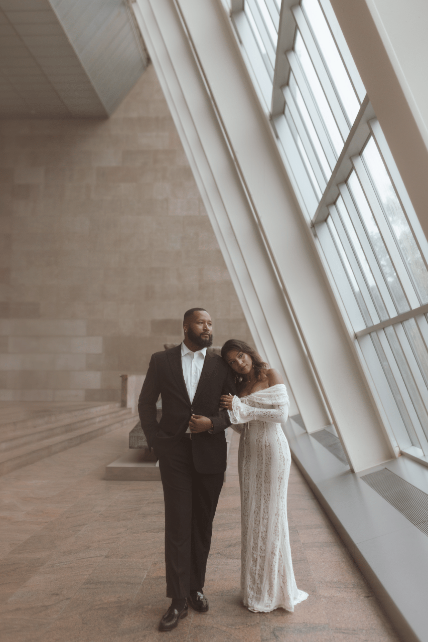 A Romantic Spring Engagement Session at The Metropolitan Museum of Art photo 5