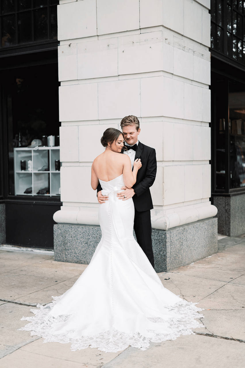 A Classic Spring Wedding at Thomas Jefferson Tower
