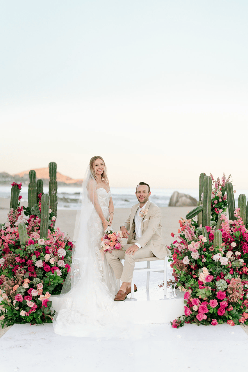 A Glamorous Spring Wedding at Hilton Los Cabos Resort photo 2