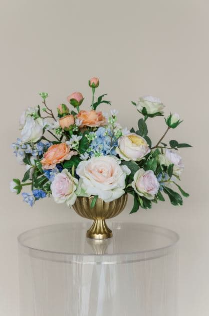 Kate Large Centerpiece