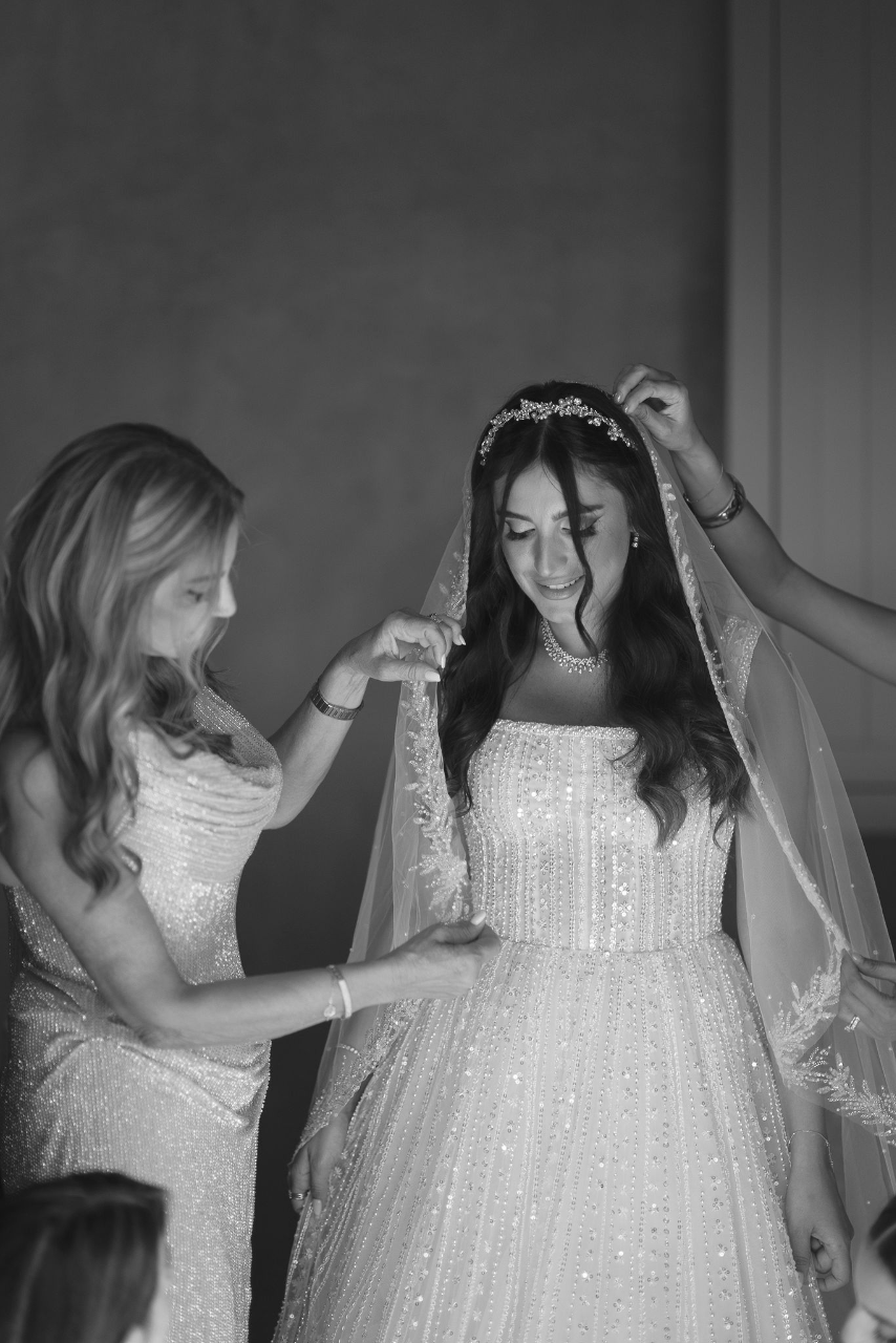 A Whimsical Summer Wedding at Pyrgos Melissourgou photo 4