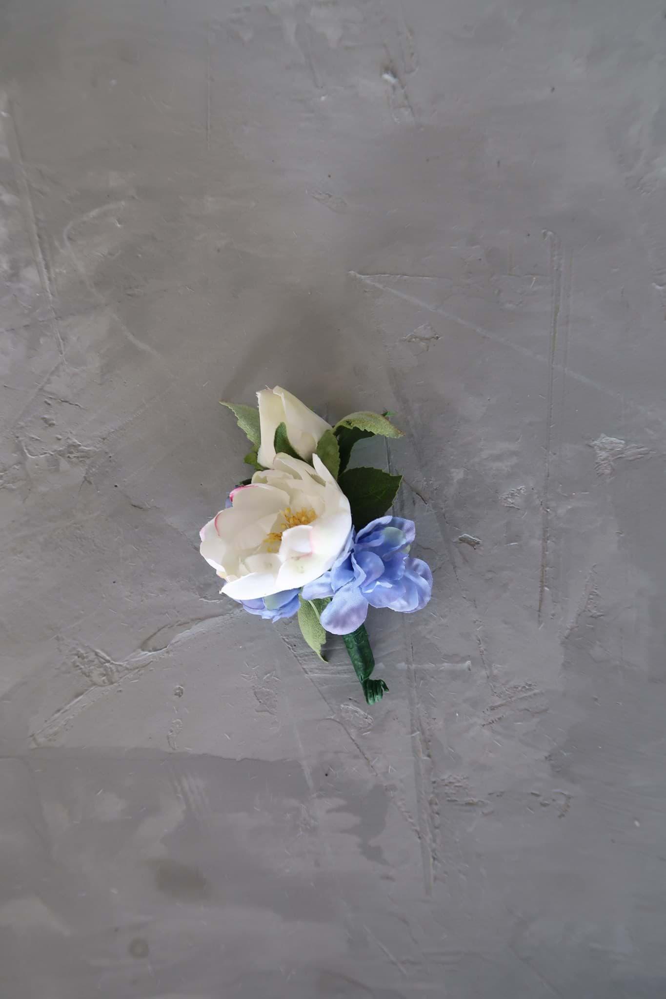 Millie Boutonniere (Rose)