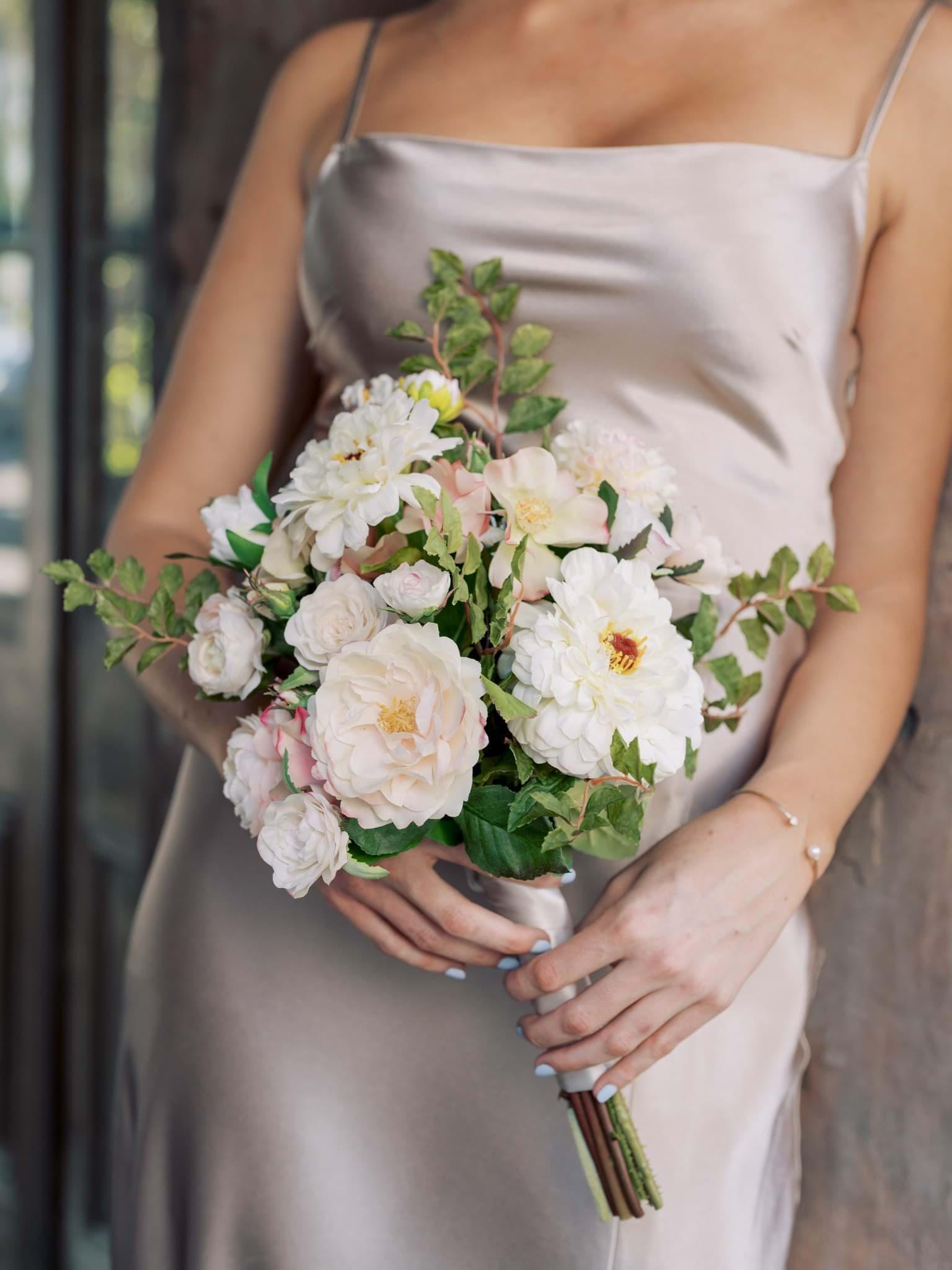 Eloise Bridesmaid Bouquet