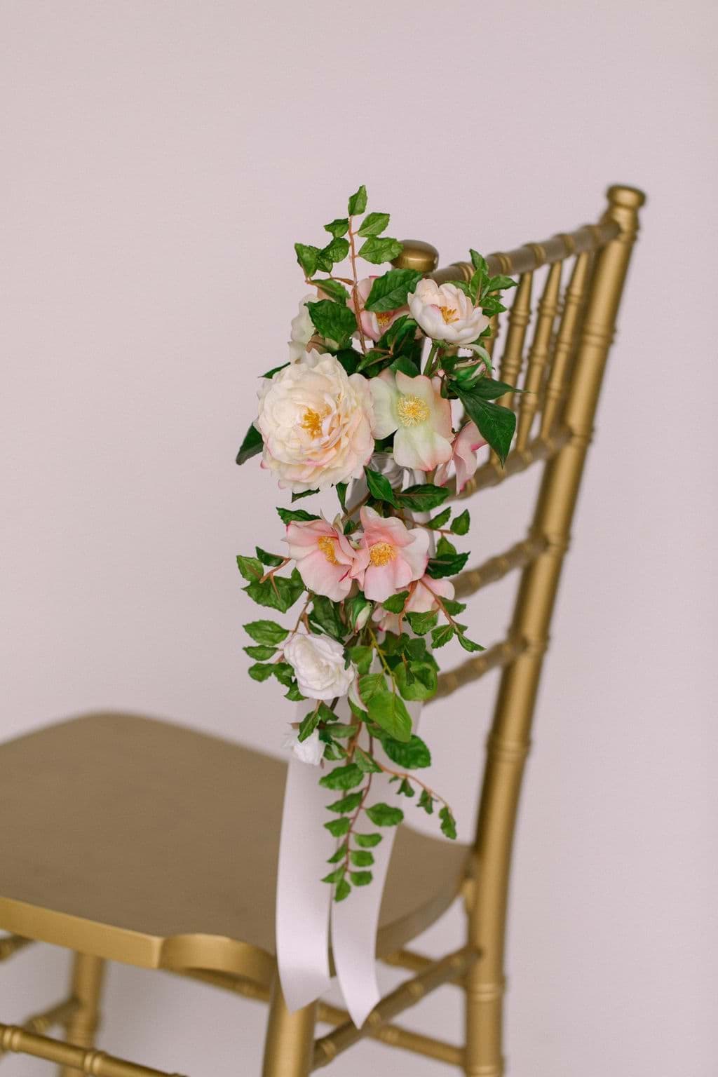 Eloise Aisle Marker