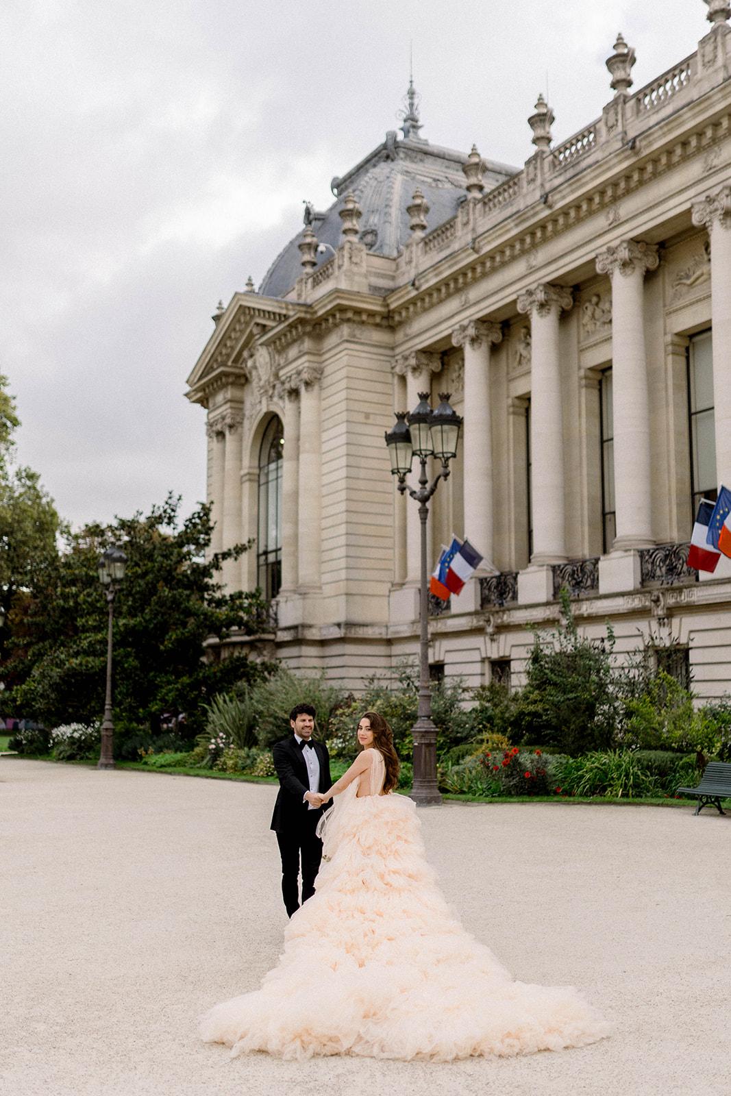 A Glamorous Fall Wedding Shoot in Paris, France photo 2