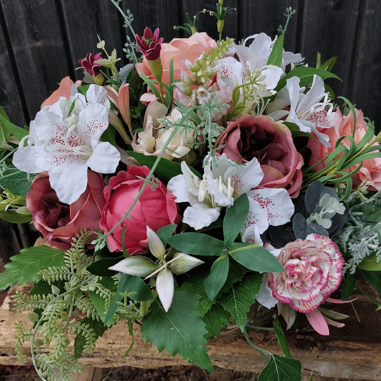 Lilyandrosesilkflowersbyheather portfolio 4