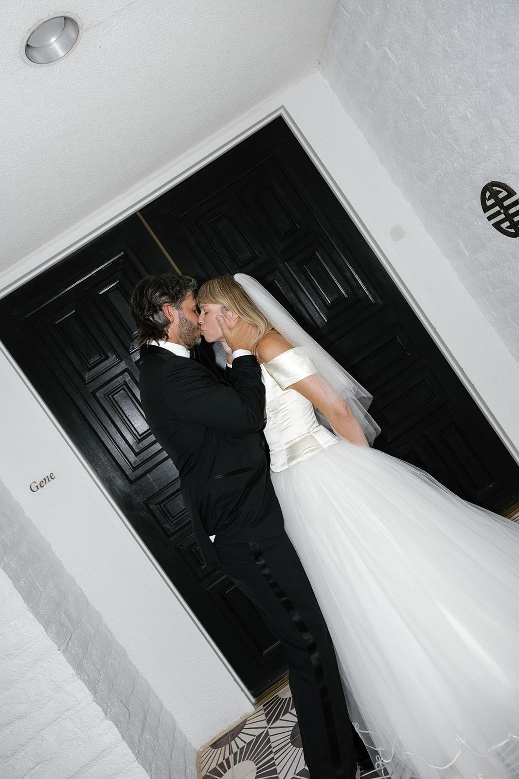 A Non-Traditional Winter Wedding at Parker Palm Springs 17