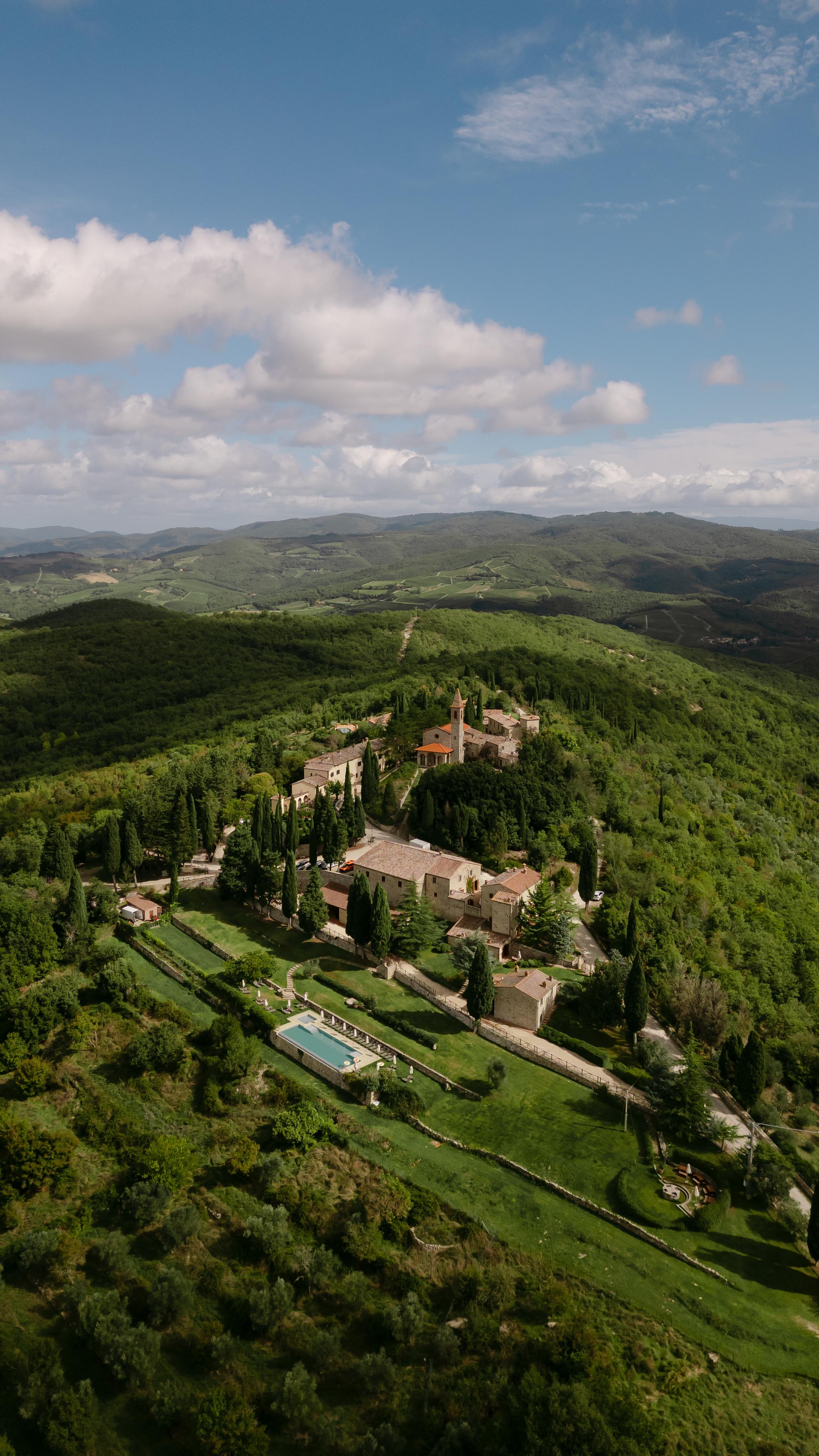 A Whimsical Fall Wedding at Borgo di Pietrafitta 28