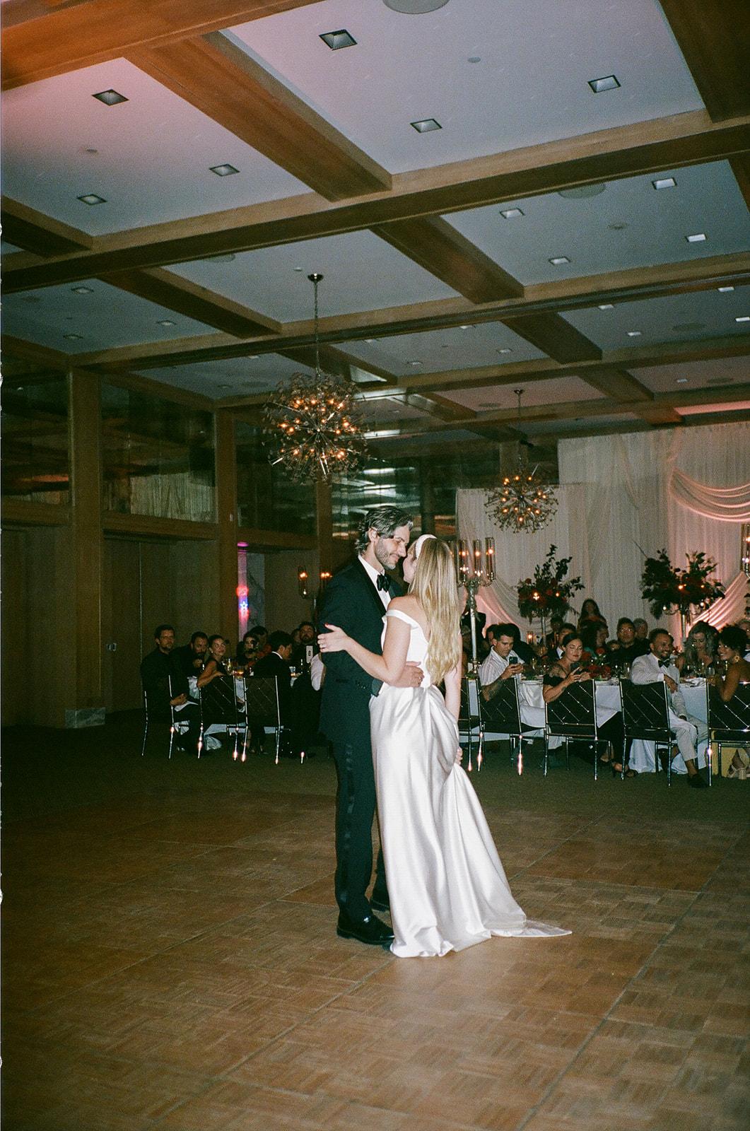A Non-Traditional Winter Wedding at Parker Palm Springs 4