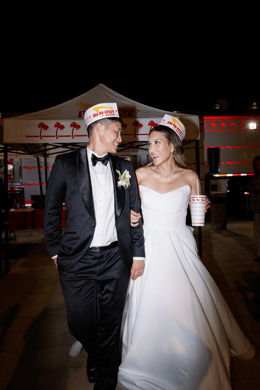 A Classic Fall Wedding at Serra Plaza