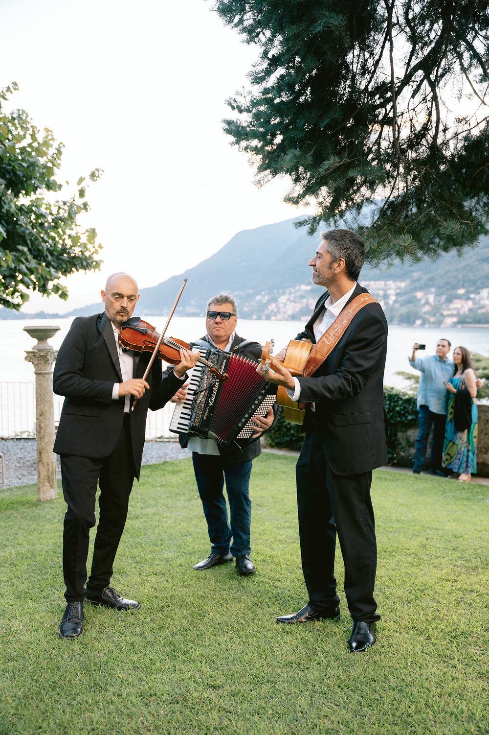 Marijose & Luis: A Fairytale Wedding on Lake Como at Villa Lario 40