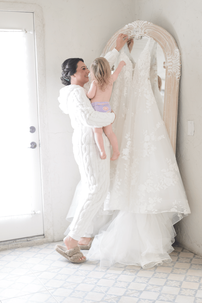 A Classic Winter Wedding at Villa Antonia photo 3