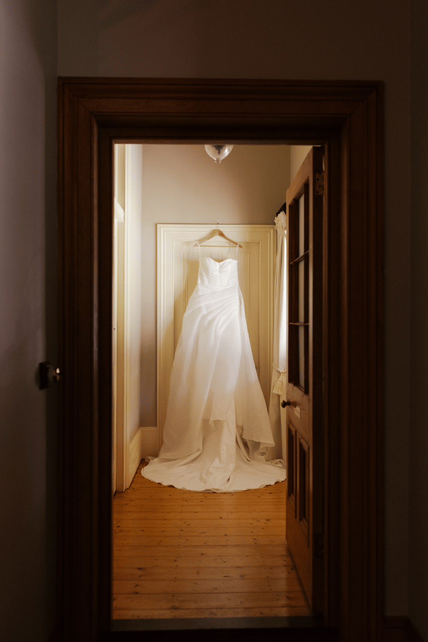 A Classic Summer Wedding at Flowerdale Estate photo 3