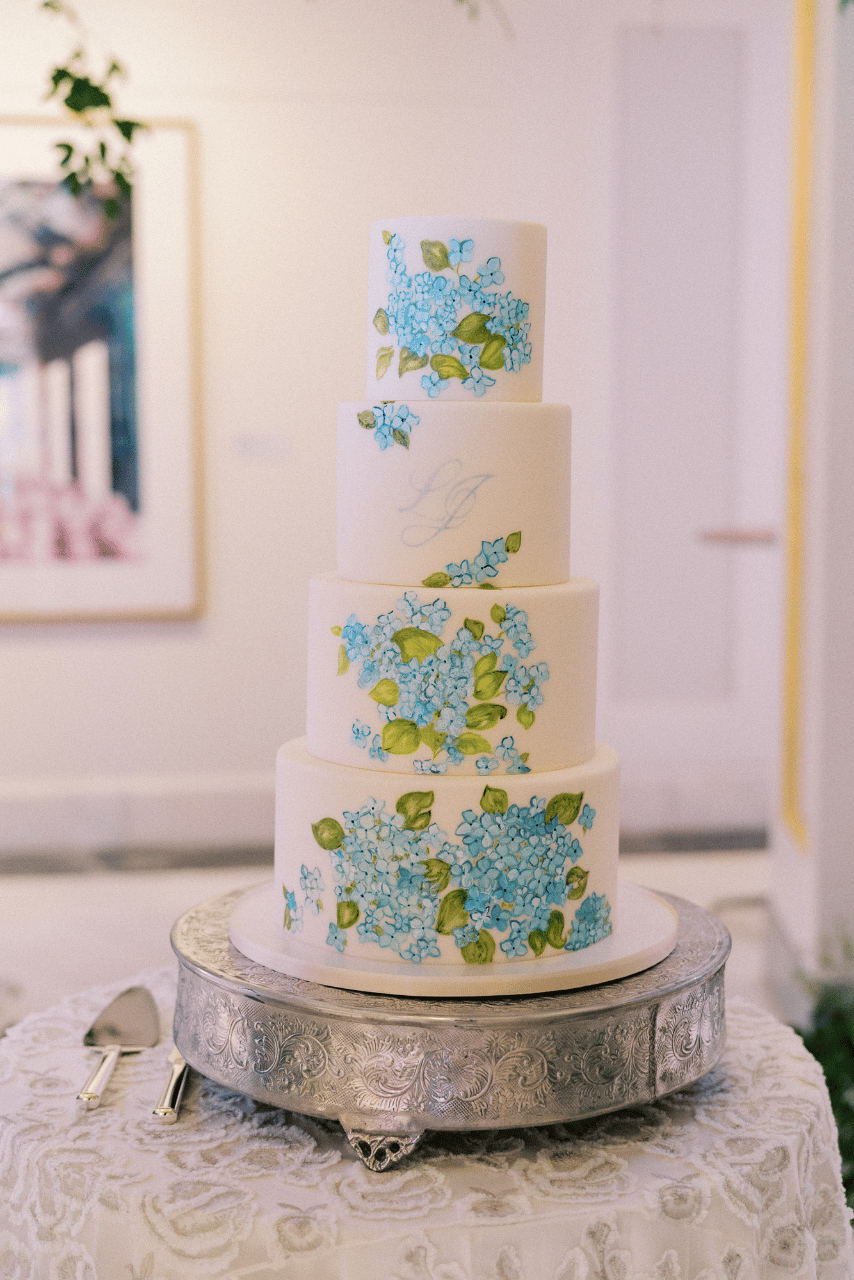 A Romantic Fall Wedding at National Museum of Women in the Arts